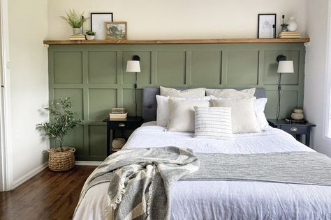 Plain Room, Feature Wall Bedroom, Sage Green Bedroom, Dekorasi Kamar Tidur, Accent Wall Bedroom, Bedroom Renovation, Beautiful Bedroom, Bedroom Green, Remodel Bedroom