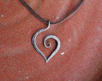 Heart Pendent, Iron Jewelry, Bijoux Fil Aluminium, Iron Heart, La Forge, Forging Metal, 6th Anniversary, Iron Beads, Spoon Jewelry