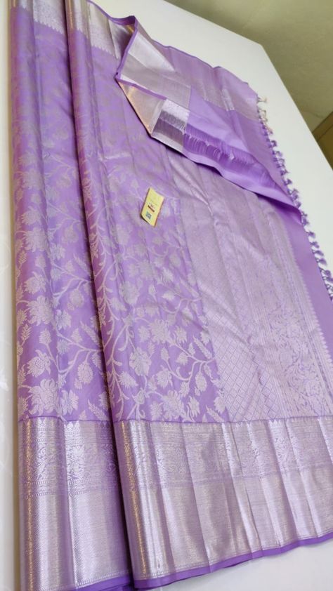 Light Color Pattu Saree, Silver Border Blouse Design, Purple Color Half Saree, Light Purple Silk Saree, Silver Border Pattu Sarees, Silver Zari Pattu Sarees, Purple Color Blouse Designs, Light Purple Saree Blouse Combination, Lilac Pattu Saree