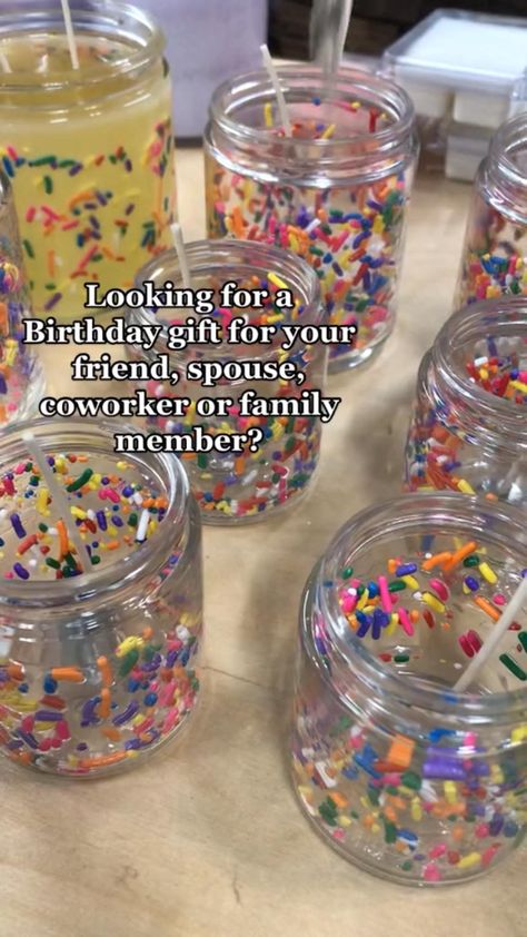 Birthday Cake Candles Diy, Diy Sprinkle Candle, Friend Birthday Cake, Cake Candles Diy, Sprinkle Candle, Birthday Candles Diy, Beautiful Birthday Cake, Sprinkles Candle, Sprinkle Votive Candles