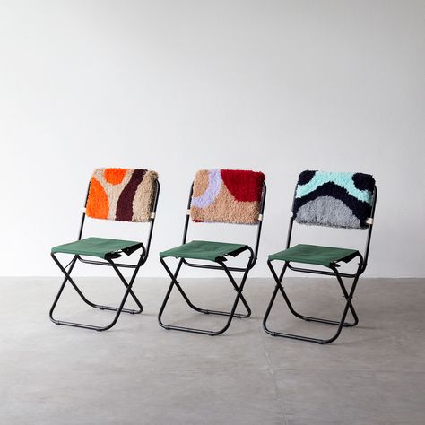 ACAMPA - T44 + Luiza Caldari / tufting furniture on Behance Tufting Furniture, Abstract Art Projects, Tufted Furniture, Art Furniture Design, Tufted Chair, Textile Fiber Art, Diy Interior, Furniture Inspiration, Made In Brazil