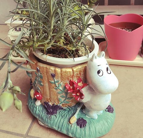 Moomin Valley, Ceramics Ideas Pottery, Dream House Interior, Crafty Craft, Preston, 3d Art, Bones, Miniatures, Sculpture