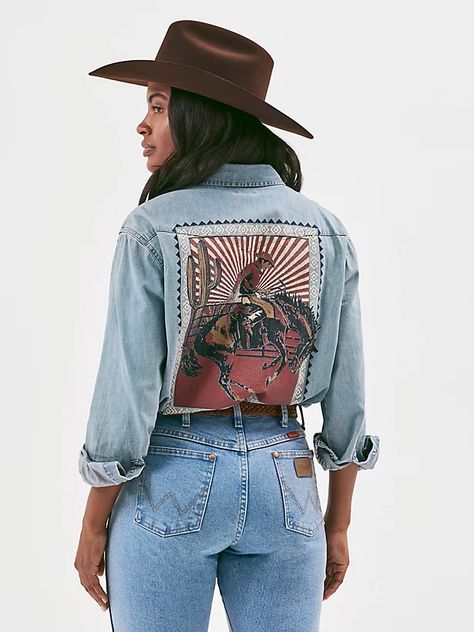 Women's Rodeo Poster Denim Western Snap Shirt Staple Outfits, Western Shopping, Western Shirts For Women, Rodeo Poster, Western Grunge, Western Women, Boyfriend Denim, Loose Fit Jeans, Top Graphic Tees