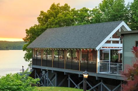 The best restaurants and bars in the Poconos Delaware Water Gap, The Poconos, Bbq Menu, Pub Food, Local Brewery, Scallops Seared, Steak And Eggs, Eat And Drink, Summer Getaway