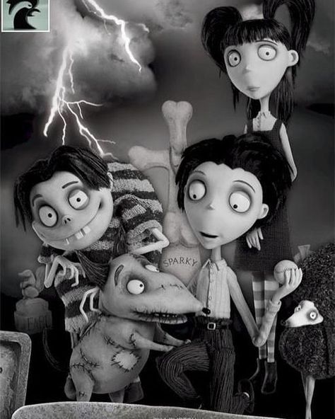 Tim Burton Animation, Tim Burton Disney, Tim Burton Tattoo, Tim Burton Characters, Tim Burton Style, Groups Poster, Tim Burton Art, Tim Burton Films, Tim Burton Movie