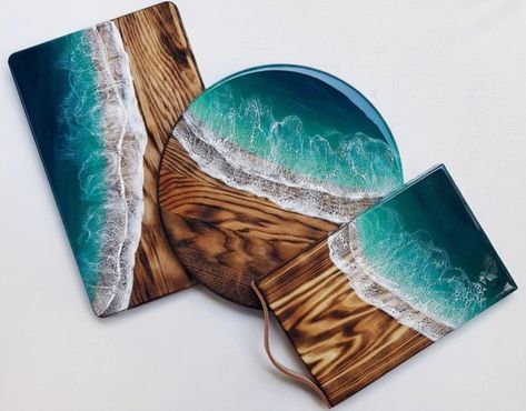 Resin Chopping Board, Ocean Resin Art, Beach Resin, Surprise Ideas, Resin And Wood Diy, Epoxy Tables, Ocean Resin, Laser Engraved Gifts, Wood Serving Board