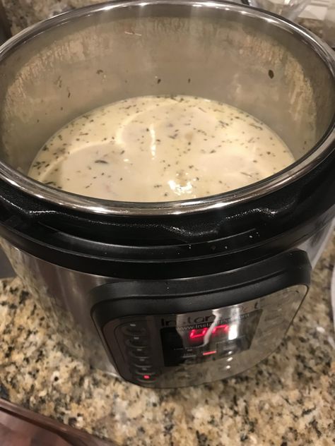 Instant Pot Cream Of Chicken, Cream Of Mushroom Rice, Chicken And Wild Rice Soup, Chicken Rice Soup, Raw Chicken Breast, Mushroom Rice, Creamy Chicken Soup, Mushroom Soup Recipes, Chicken And Wild Rice