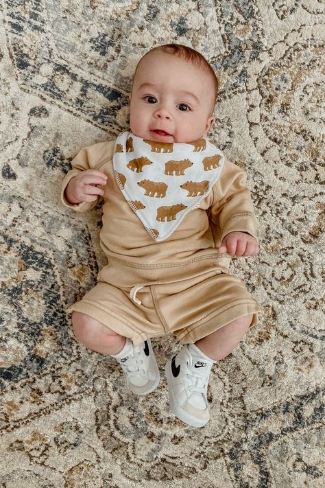 Luca wearing a baby boy outfit for spring from Baby Gap. Spring Baby Outfits Boy, Baby Boy Asthetics, Baby Boy Outfits 0-3 Months, New Born Clothes For Boy, Boho Baby Boy Outfits, Summer Baby Boy Outfits Newborn, New Born Outfit Baby Boy, Baby Boy Summer Outfits 6 Months, 3-6 Month Baby Boy Clothes