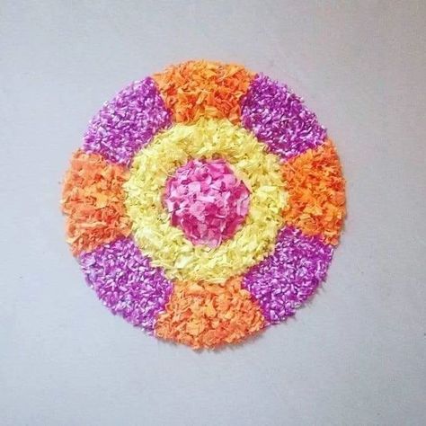 Flower Rangoli Designs 🔥👌 #diwalirangoli #Diwali2024 Simple Pookalam Designs Easy, Small Athapookalam Designs, Onam Rangoli Flower Easy, Athapookkalam Designs Simple, Pookolam Design Onam Easy, Simple Atham Pookalam Design, Pookalam Design Easy, Onam Flower Decoration Simple, Small Pookalam Design Onam Easy