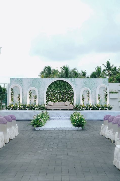 Decorating Ideas Wedding, Wedding Decoration Idea, Wedding Decorating Ideas, Ideas Wedding Decoration, Wedding Secrets, Wedding Decorations Ideas, Engagement Stage Decoration, Outdoor Tent Wedding, Reception Stage Decor