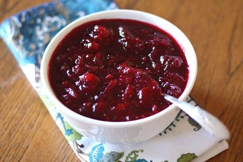 Hot Pepper Cranberry Sauce recipe by Barefeet In The Kitchen Cranberry Orange Sauce, Vanilla Sauce, Basil Recipes, Cranberry Sauce Recipe, Cranberry Sauce Homemade, Side Dish Recipes Easy, Cranberry Recipes, Hot Pepper, Easy Dishes