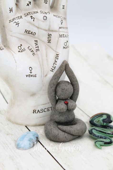 Meditation Yoga Pose Goddess Clay Goddess Diy, Polymer Clay Goddess, Goddess Meditation, Clay Goddess, Goddess Yoga, Yoga Symbols, Ceramics Pottery Mugs, Earth Goddess, Evil Eye Protection