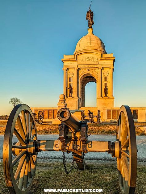 Exploring the Battlefield at the Gettysburg National Military Park Gettysburg Battlefield, Gettysburg National Military Park, Winged Victory, Famous Waterfalls, Battle Of Gettysburg, Union Soldiers, Famous Photos, National Cemetery, Covered Bridges