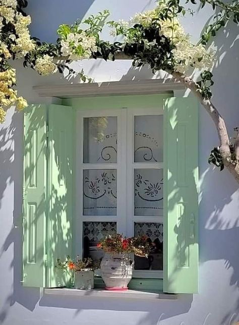 Painted Window Frames, Santorini House, Green Shutters, Door Entryway, Beautiful Outdoor Spaces, Green Door, House Outside Design, Windows Exterior, Mediterranean Homes