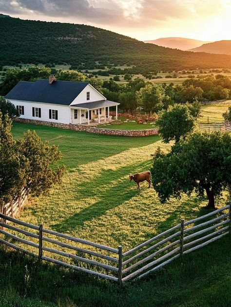 Farmhouse On Land Country Living, Ranch Style Homes With Garage, Aesthetic Farm Life, Farmlife Aesthetic, Ranch Life Country Living, Country Lifestyle Farm Life, Country Home Aesthetic, Country Farmhouse Aesthetic, Farmhouse Property