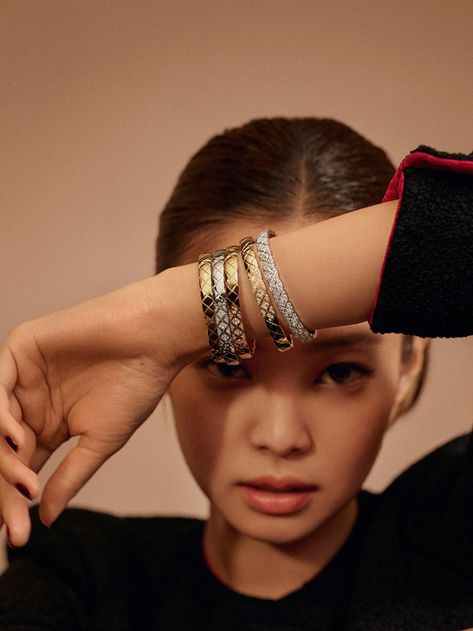 Chanel Fine Jewelry, Chanel Coco Crush, Coco Crush, Jennie Chanel, Jennie Kim Blackpink, Chanel Jewelry, Jennie Lisa, Girl Crushes, Fine Jewelry Collection