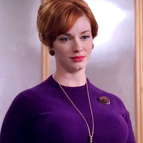 👑 (@queen.christina.hendricks) • Instagram photos and videos Christina Hendricks Makeup, Joan Mad Men, Joan Harris, Joan Holloway, Soft Dramatic, Christina Hendricks, High Life, Mad Men, Tart