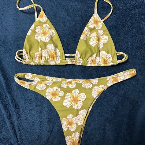 Benoa Citrine Set Benoa Swim Aesthetic, Benoa Swim, Swim Aesthetic, Try On, Citrine, Swimming, Plus Fashion, Fashion Trends, How To Wear