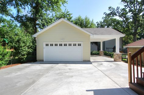 Detached Garage Behind House, Add Carport To Side Of House, Carport With Garage Door, Carport With Garage, House Breezeway, Garage Pool House, Casita Camper, Garage Additions, Garage Design Ideas