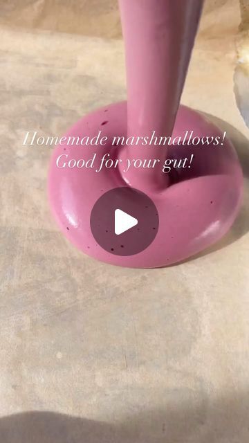 Rachel Enright on Instagram: "500 ml of pure juice (pomegranate or tart cherry)
5 tbls of gelatin. 
Mix and whisk on a low heat until dissolved . The whip with a mixer until fluffy. Refrigerate until firm. 
Cut into shapes. 
Keep in an airtight container in the fridge. 

@pancreas_pantry 📽️ and recipe so good!" Homemade Marshmallow Recipe, Healthy Candy, Tart Cherry Juice, Recipes With Marshmallows, Homemade Marshmallows, Healthy Recipies, Cherry Juice, Cherry Tart, Pomegranate Juice