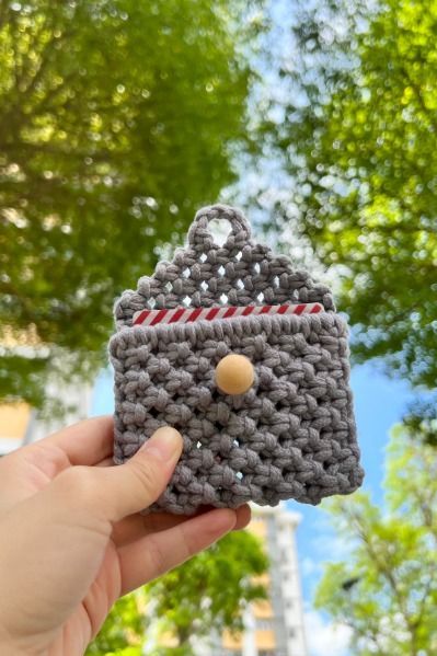 Macrame Knots Diy, Pola Macrame, Macrame Knots Tutorial, Macrame Purse, Wallet Tutorial, Small Macrame, Purse Tutorial, Macrame Wall Hanging Patterns, Mini Macrame