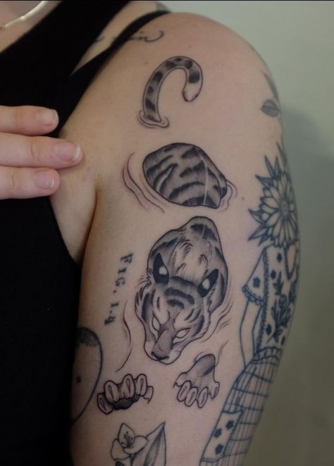 Tiger In Water Tattoo, Magician Tattoo, Swimming Tiger, Yakuza Style Tattoo, Jaguar Tattoo, Tiny Tats, Funky Tattoos, Water Tattoo, Doodle Tattoo