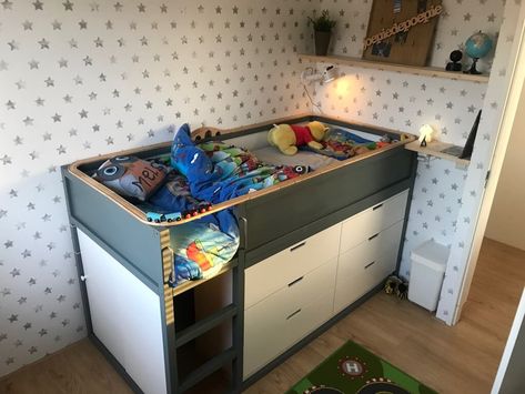 I've seen quite a few IKEA KURA bed with chest of drawers beneath it. Here are 5 ways to add storage under the IKEA KURA bed, from drawers to open units. Ikea Loft, Kura Bed Hack, Ikea Loft Bed, Ikea Nordli, Bed Ikea, Toddler Bunk Beds, Ikea Kura Bed, Kura Bed, Ikea Kura