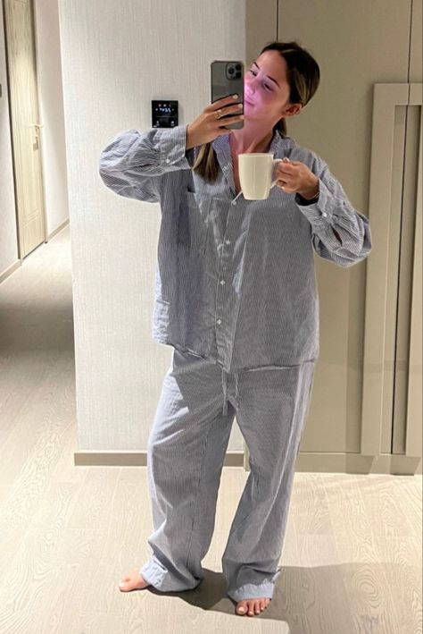 #pyjamas
#cutepyjamas
#morning
#selfcare Aesthetic Pjs Winter, Clean Girl Pajamas, Cozy Night Outfit, Women Pijamas, Pyjama Aesthetic, Pijama Outfit, Pajamas Ideas, Pijamas Women, Pajamas All Day