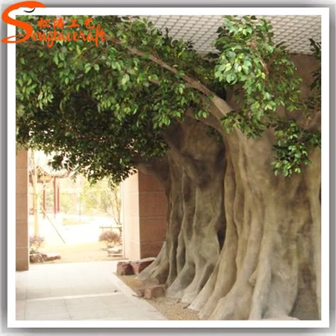 Life size cheap artificial big trees landscape plastic fake banyan tree fake tree trunks Arch Ways, Paper Mache Tree, Tree Props, Tree Indoor, Tree Artificial, Big Trees, Trees Landscape, Fake Trees, Pool Rooms