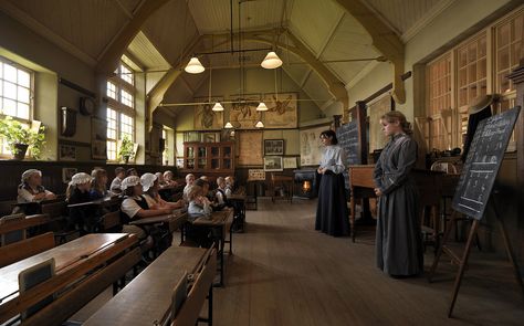 Victorian School lesson - the children learn the three R's. Dark Academia Royalty Core, Victorian School, A History Of Magic, Victorian Room, Picnic At Hanging Rock, Teacher Aesthetic, Victorian Accessories, Story Planning, School Interior