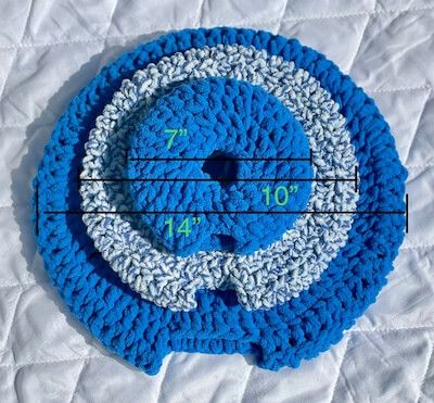 10 Crochet Snake Hide Patterns Ball Python Crochet Pattern Free, Crochet Snake Pattern, Snake Sweater Crochet, Easy Crochet Snake Pattern Free, Diy Snake Hide, Small Snake Crochet Pattern Free, Crochet Snake Hide, Crochet Snake Donut, Giant Snake Crochet Pattern Free