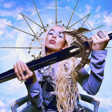 Ava Max Kings & Queens photoshoot Ava Max Kings And Queens, Queens Photoshoot, Max Fashion, Ava Max, Kings And Queens, Bebe Rexha, Heaven And Hell, Alan Walker, Pop Idol