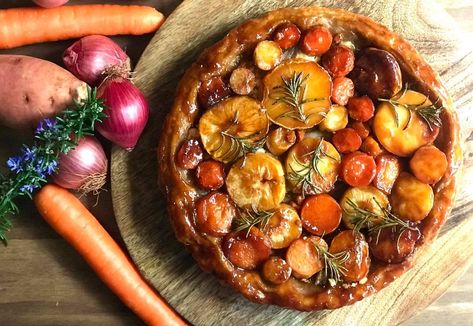 Root Vegetable Tarte Tatin, Root Vegetable Tart, Tarte Tatin Recipe, Butter Puff Pastry, Vegetable Tart, Vegetable Slice, Bday Dinner, Roasted Root Vegetables, Root Vegetable