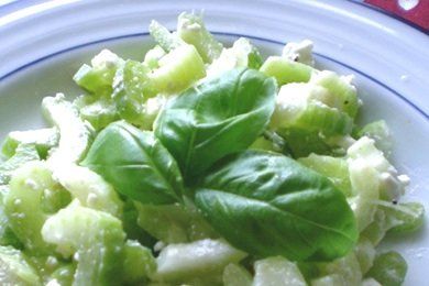 Delicious Celery Salad Recipe Stuffed Celery Recipes, Vege Salad, Stuffed Celery, Celery Recipes, Celery Salad, Light Soups, Side Salads, Pickled Carrots, Veggie Delight