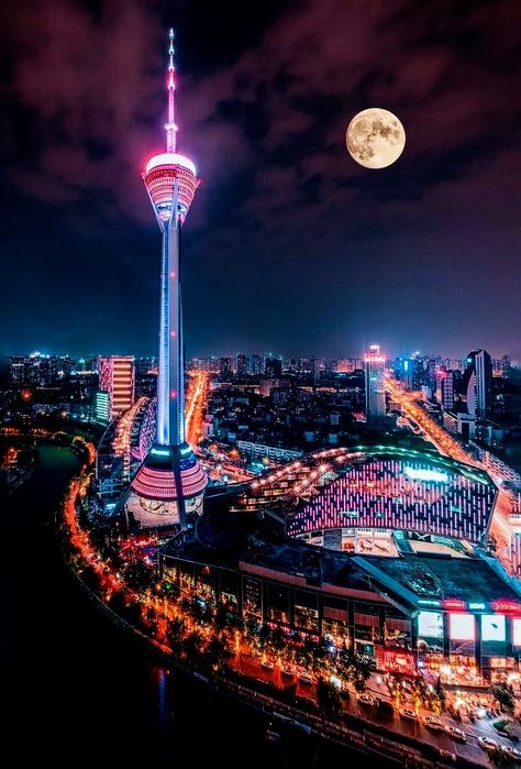 Chengdu China Aesthetic, Canton Tower, Chinese Cities, World Trade Center Nyc, Shanghai Tower, Chengdu China, China City, Kunming, Exotic Places