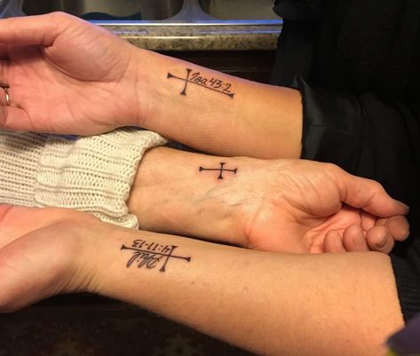 Bible Sister Tattoos, Godly Sister Tattoos, Twin Tattoos, Christ Tattoo, Christian Friends, Bible Time, Sister Tattoos, Friend Tattoos, Jesus Fish Tattoo