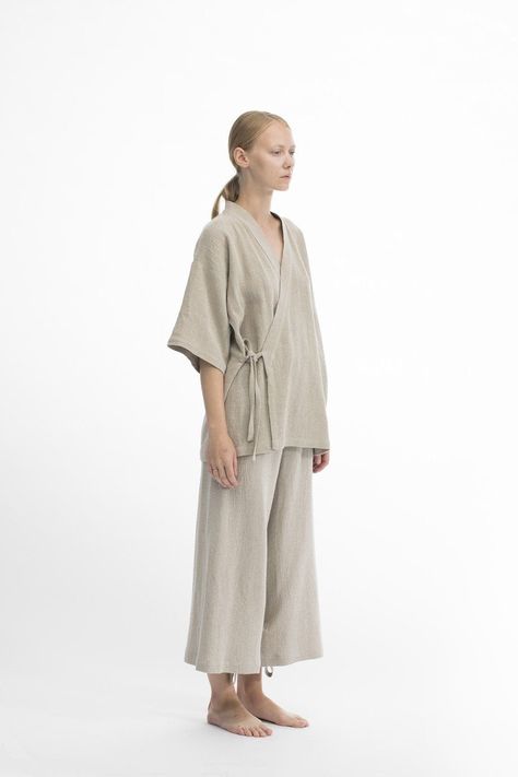 Minimal Stil, Kimono Set, Minimalist Moda, Women Kimono, Linen Fashion, Natural Design, Womens Kimono, Kimono Dress, Home Wear