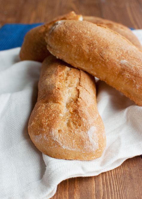 halved the recipe and made 4 small baguettes. 2 were perfect for garlic bread. it was very good but ideally could have a more open crumb and crustier. dough was very wet Crusty Baguette Recipe, Yeast Bread Rolls, Baguette Recipe, Yeast Breads, French Baguette, Tough Cookie, Gluten Free Muffins, Breakfast Breads, Bread Rolls