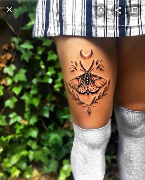 Wrist Tattoo Ideas, Insect Tattoo, Tasteful Tattoos, Moth Tattoo, Modern Tattoos, Knee Tattoo, Wrist Tattoo, Dope Tattoos, Piercing Tattoo