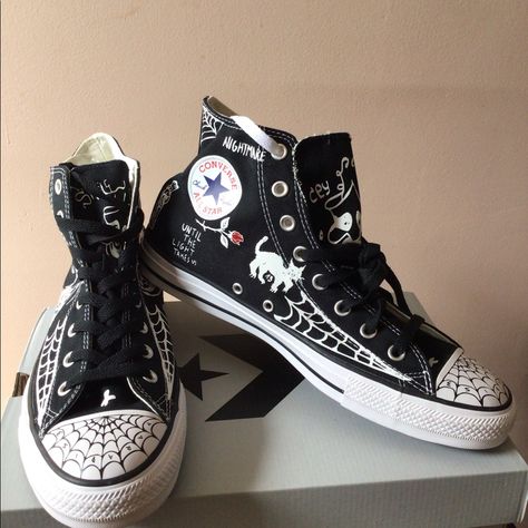 Converse Chuck Taylor All Star Pro Sean Pablo Black High Top Skate Shoe. Unique Custom Art Work With Spider Web Design.Lace Up Closure. Fits True To Size. New With Box. Zapatillas All Star, Diy Converse, Sean Pablo, Cool Converse, Cute Converse Shoes, Converse Design, Custom Skates, Grunge Shoes, Spider Web Design