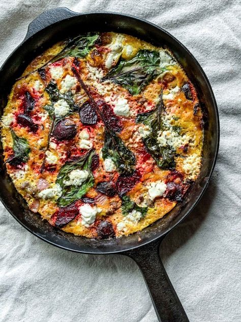 Roasted Beet Frittata - Dishing Up the Dirt Beet Frittata, Growing Beets, Goat Cheese Frittata, Shakshuka Recipe, Shakshuka Recipes, Easy Weekday Meals, Brunch Spread, Vegetable Prep, Beet Recipes