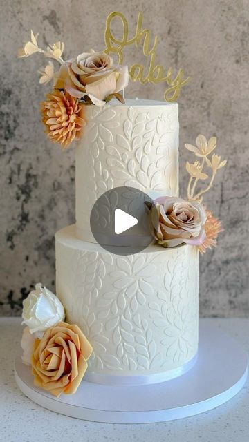 Stenciled Buttercream Cakes, Cake With Stencil Design, Buttercream Stencil Cake, Buttercream Stencil Wedding Cake, Textured Buttercream Cake, Lace Stencil Wedding Cake, Wedding Cakes Simple, 3 Layer Cake, 3 Layer Cakes