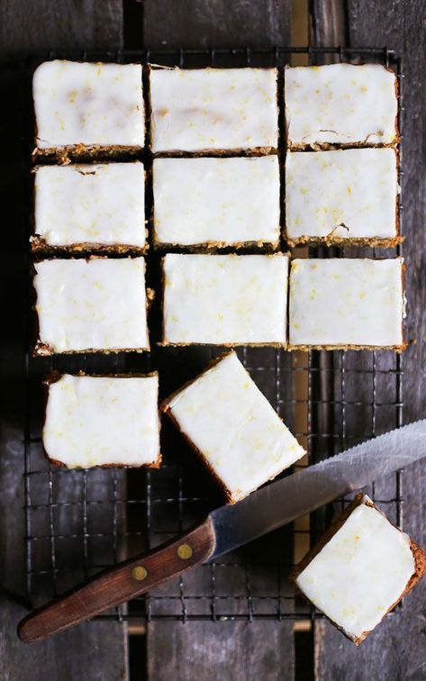 Lemon Iced Stem Ginger Parkin {gluten-free, vegan} Parkin Recipes, Vegan Bars, Stem Ginger, Cake Stall, School Cake, Lemon Icing, Vegan Cake Recipes, Gluten Free Brownies, Fudge Easy