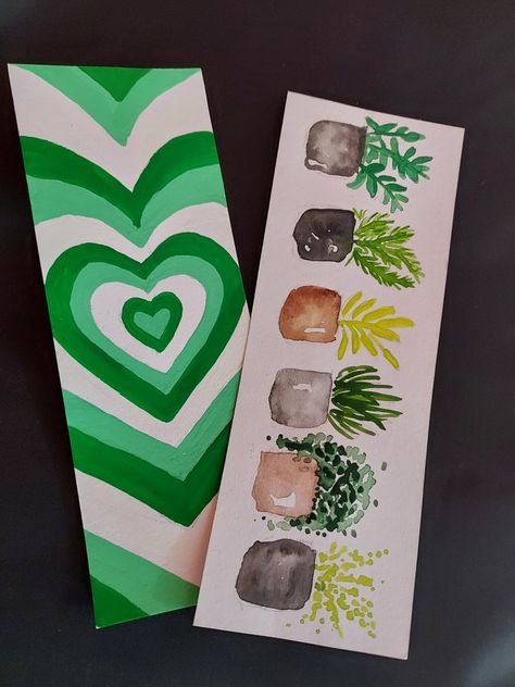 Green Aesthetic Bookmark, Green Bookmark Ideas, Simple Bookmarks, Green Bookmark, Cool Bookmarks, Handmade Bookmarks Diy, Diy Crafts Bookmarks, Green Diy, Creative Bookmarks