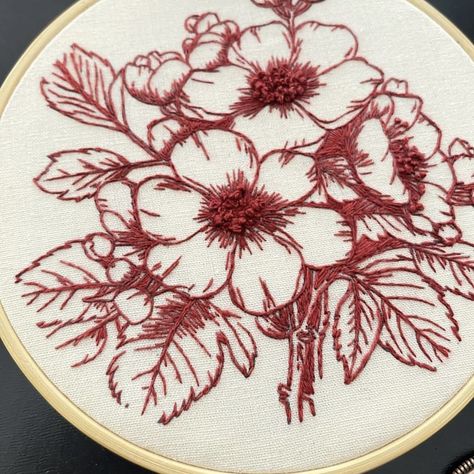 Simple Floral Embroidery, Wheat Embroidery, Modern Floral Embroidery, Minimalist Embroidery, Embroidery Stitches Beginner, Clothes Embroidery Diy, Diy Embroidery Designs, Diy Embroidery Patterns, Flowers Embroidery