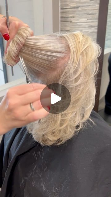 MGM Hair Studio on Instagram: "Layers ✨ • • • • • • ________________________________ #hairtransformation #hairtutorial #tutorial #highlights #balayage #layers #instagood #fashion #love #reels #viral #bob #bobhaircut #shorthair #bangs #fyp #explore #explorepage #new #instadaily #olaplex #hairbrained #new #bangs #flf #foryou @mgm_hairstudio" Balayage Layers, Shorthair Bangs, Love Reels, Short White Hair, Highlights Balayage, Layered Curly Hair, Blonde Pixie Cut, Short Hairstyles Fine, White Blonde Hair