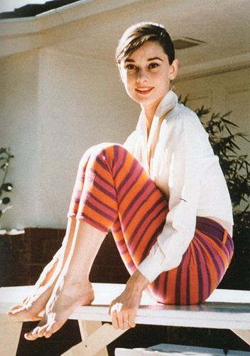 Audrey Hepburn, 1960s Audrey Hepburn Born, Audrey 2, Aubrey Hepburn, David Kibbe, Audrey Hepburn Photos, Jane Russell, Patterned Pants, Audrey Hepburn Style, Gene Kelly