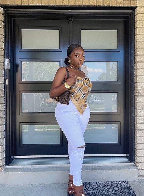 Fendi bag with Michael Kors shoes and accesories Fashionnova jeans with silk scarf wrap top Black girl outfit ideas for summer Plus Size Brunch Outfit Summer, Sunday Brunch Outfit Fall, Brunch Outfit Black Woman, Outfit Ideas Black Women, Fashionnova Jeans, Brunch Outfits Fall, Outfit Ideas For Black Women, Sunday Brunch Outfit, Casual Brunch Outfit