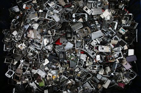 E-waste recycling matter of national security: report Sustainability Consulting, E Waste Recycling, Electronic Waste, Technology Transfer, E Waste, Green Environment, Fluorescent Lamp, Duke University, Earth Elements