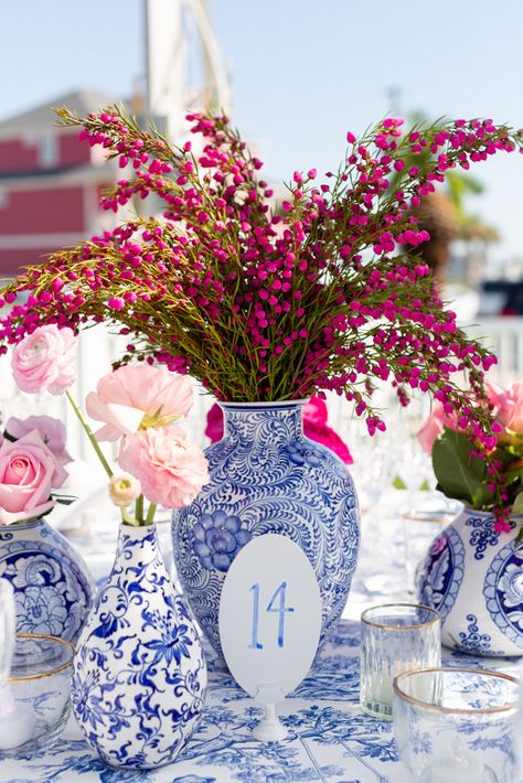 Of all the wedding venue options celebrating your wedding at a family home has to be one of the most special settings Kathleen and Kyles beautiful event was filled with gorgeous details meticulously planned by Kiran Leigh Chinoiserie Wedding Decor, Santorini Party, Jewel Tone Wedding Theme, Chinoiserie Wedding, Porcelain Wedding, April Wedding, Brown Photography, Cabo Weddings, Santorini Wedding